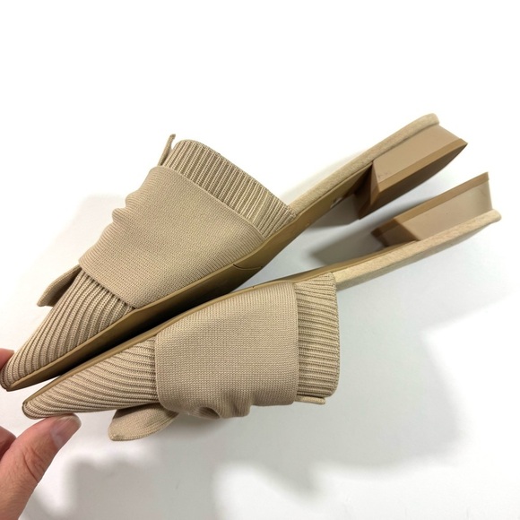 Vivaia Pointed Toe Knot Slides Low Heel Size 39 USA 8 Almond - Picture 5 of 9